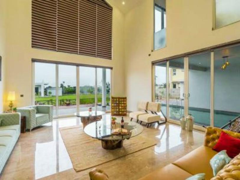 5 Bedroom Farm house 12500 sq yds in Chattarpur, South Delhi-2