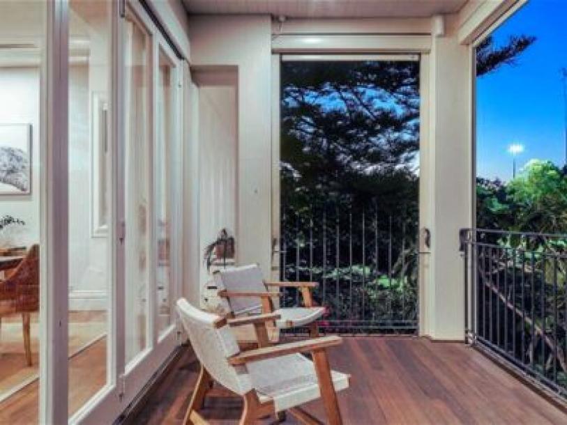 5 Bedroom Farm house in Chattarpur, South Delhi-1
