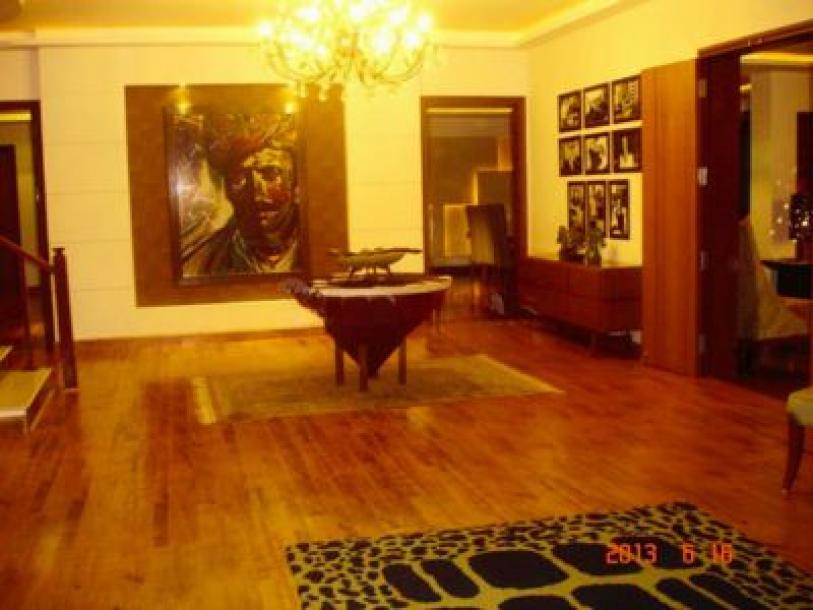 5 Bedroom Farm house 12100 sq yds in Dera Mandi, South Delhi-10