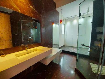 5 Bedroom Farm house 12500 sq yds in Chattarpur, South Delhi