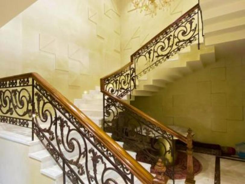 5 Bedroom Farm house 9680 sq yds in Chattarpur, South Delhi-17
