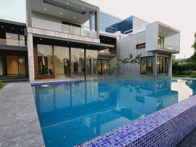 6 Bedroom Farm house in Dera Mandi, South Delhi