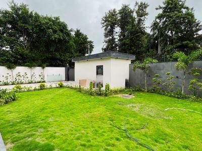 5 Bedroom Farm house 1600 sq yds in Ansal Satbari, South Delhi