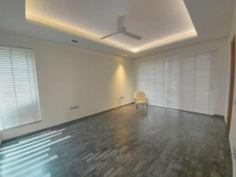 5 Bedroom Farm house 5000 sq yds in Chattarpur, Delhi-3