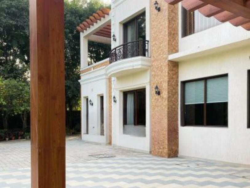 5 Bedroom Farm house 9680 sq yds in Chattarpur, South Delhi-5