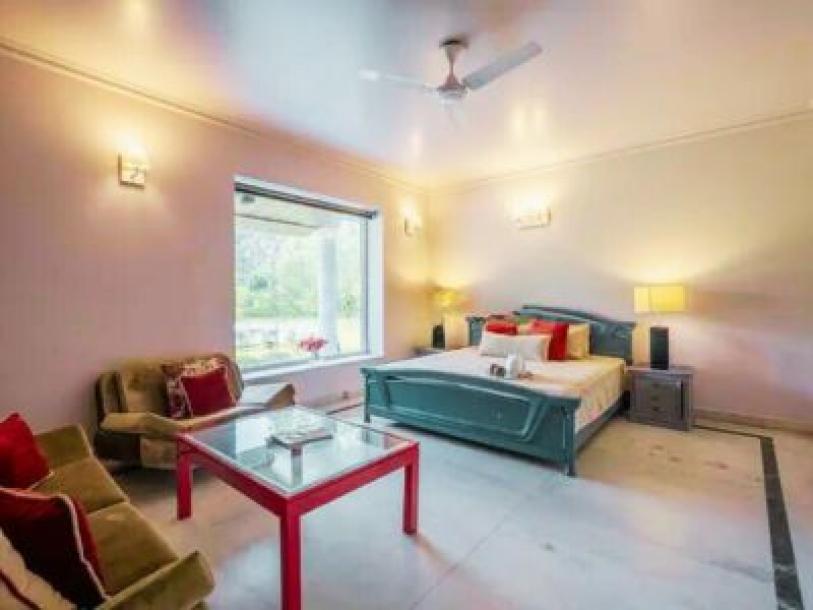 6 Bedroom Farm house 6000 sq yds in Chattarpur, South Delhi-5