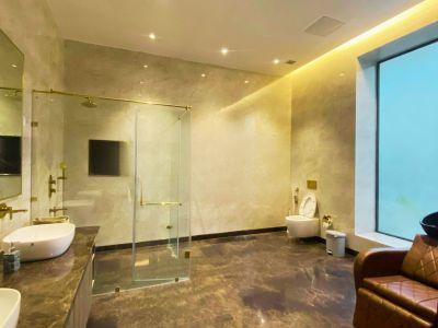 5 Bedroom Farm house 7260 sq yds in Chattarpur, South Delhi