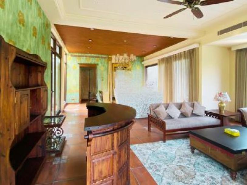 5 Bedroom Farm house 9680 sq yds in Chattarpur, South Delhi-7