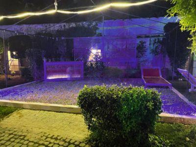 5 Bedroom Farm house 2400 sq yds in Dera Mandi, South Delhi