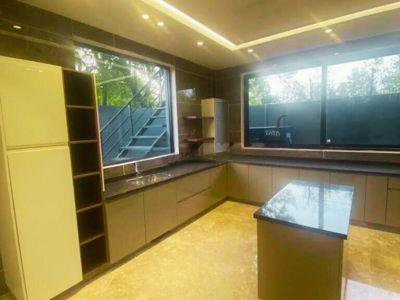 5 Bedroom Farm house 2000 sq yds in Vasant Kunj, South Delhi