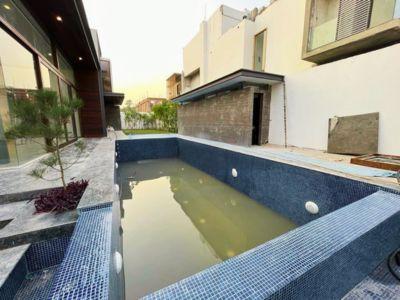 5 Bedroom Farm house 2420 sq yds in Vasant Kunj, South Delhi