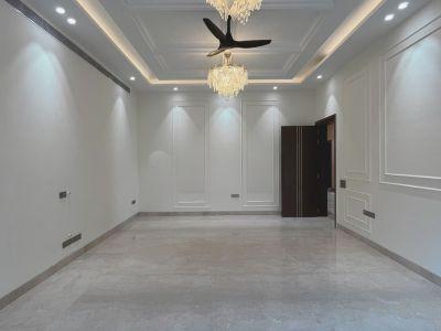 6 Bedroom Farm house 4840 sq yds in Chattarpur Delhi-10