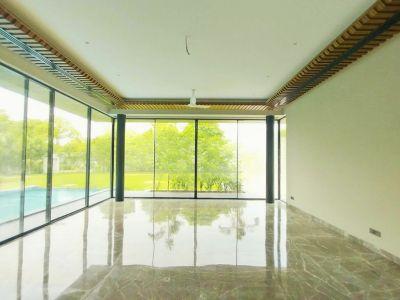 5 Bedroom Farm house in Ansal Satbari, South Delhi