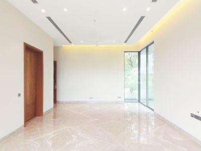 5 Bedroom Farm house in Ansal Satbari, South Delhi