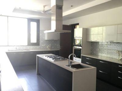 5 Bedroom Farm house 2400 sq yard in Chattarpur, South Delhi