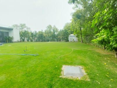 5 Bedroom Farm house in Ansal Satbari, South Delhi